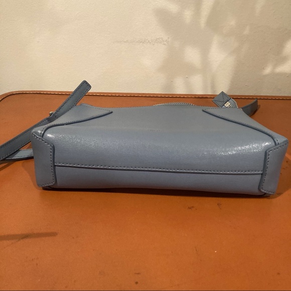 Vince. Pastel Blue Crossbody Authentic - Picture 9 of 12